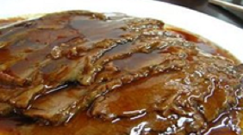 Тушеная говядина Тушеная говядина