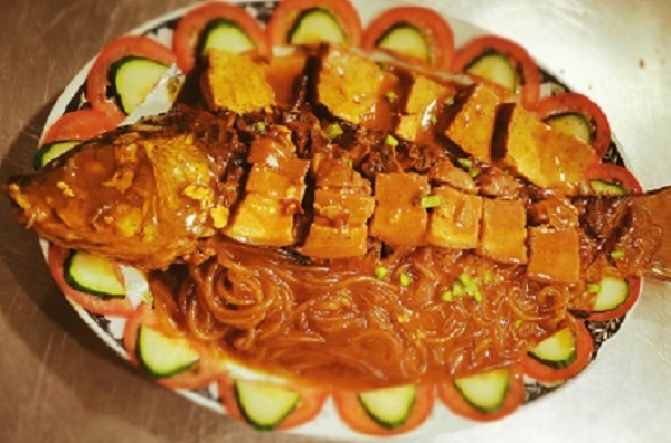 Сазан с тофу и лапшой Сазан с тофу и лапшой