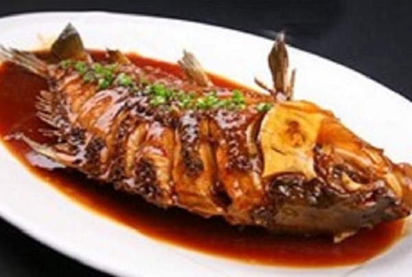 Тушеный сазан Тушеный сазан