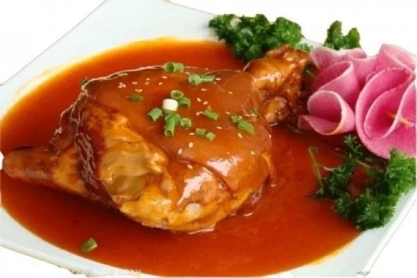 Тушеный окорок Тушеный окорок